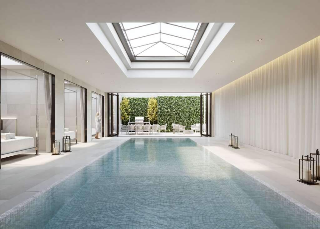 89 Avenue Yorkville Condos Indoor Pool
